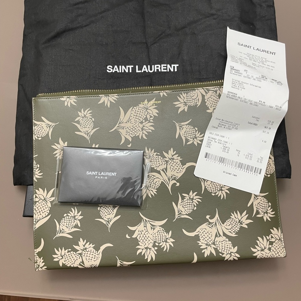 YSL pineapple pouch - Picture 3 of 6